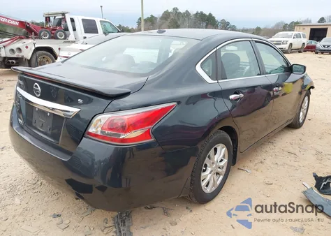 2015 Nissan Altima 2.5 S из США, поврежденный, VIN 1N4AL3AP6FC146344